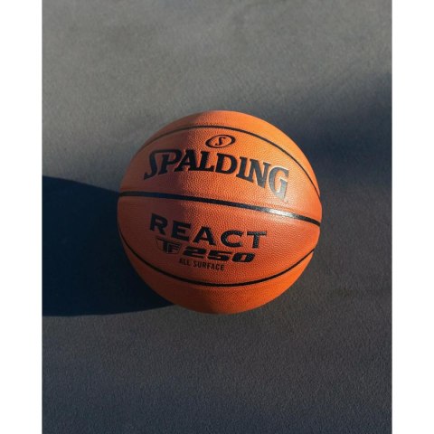 PIŁKA DO KOSZYKÓWKI SPALDING REACT TF-250 R.7 FIBA SPALDING