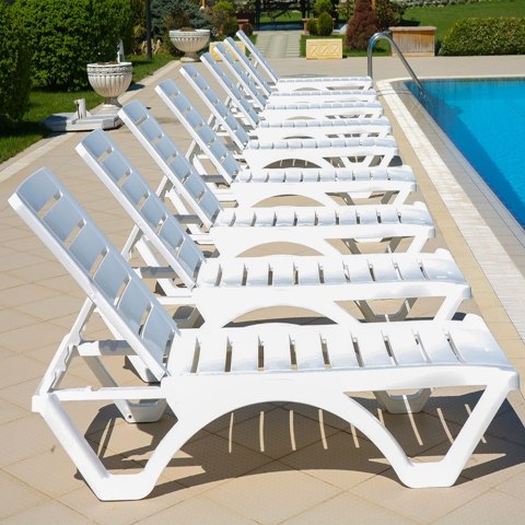 Leżak basenowy z tworzywa Aquaviva Aqua biały SAV076, regulowany z kółkami, do użytku w wodzie i ogrodzie, EAN 4820290401037