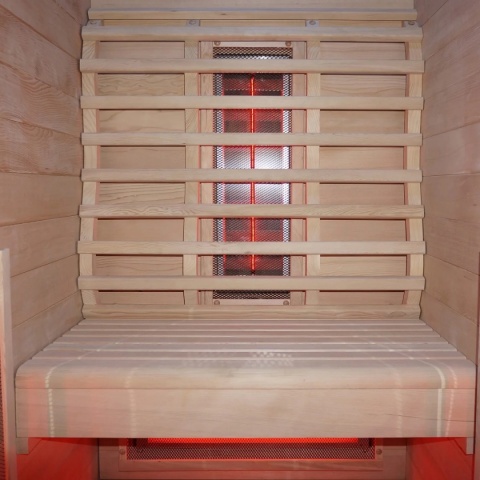 Kabina na podczerwien RUBY 1, F20090, EAN 9002827042370. 1-osobowa, drewno Hemlock, 4 radiatory pelnospektralne