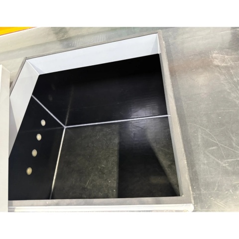 Podziemna komora techniczna basenu PP na wymiar 150x250x150 maszynownia zbiornik buforowy z włazem